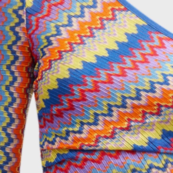 Alexis
Devon One-Shoulder Chevron Knit Mini Dress - Picture 7 of 7